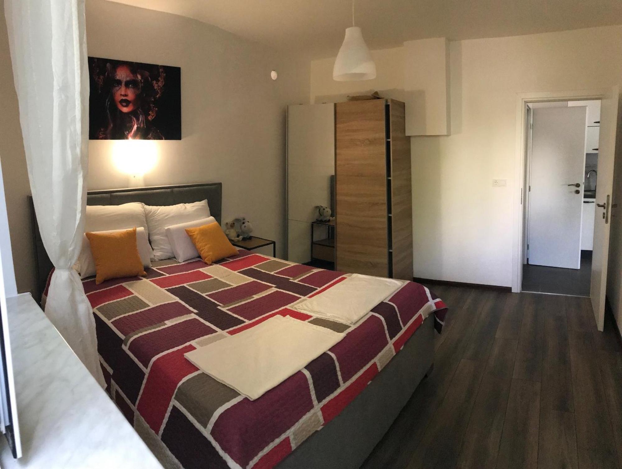 Apartments Jelka Banjol Екстер'єр фото